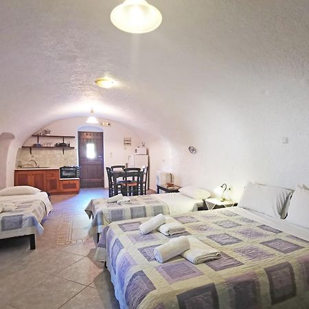 Guesthouse Toxotis Pyrgos Dirou Luaran gambar