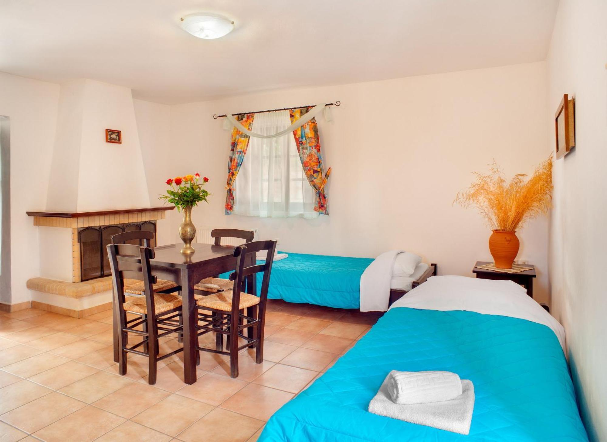 Guesthouse Toxotis Pyrgos Dirou Luaran gambar