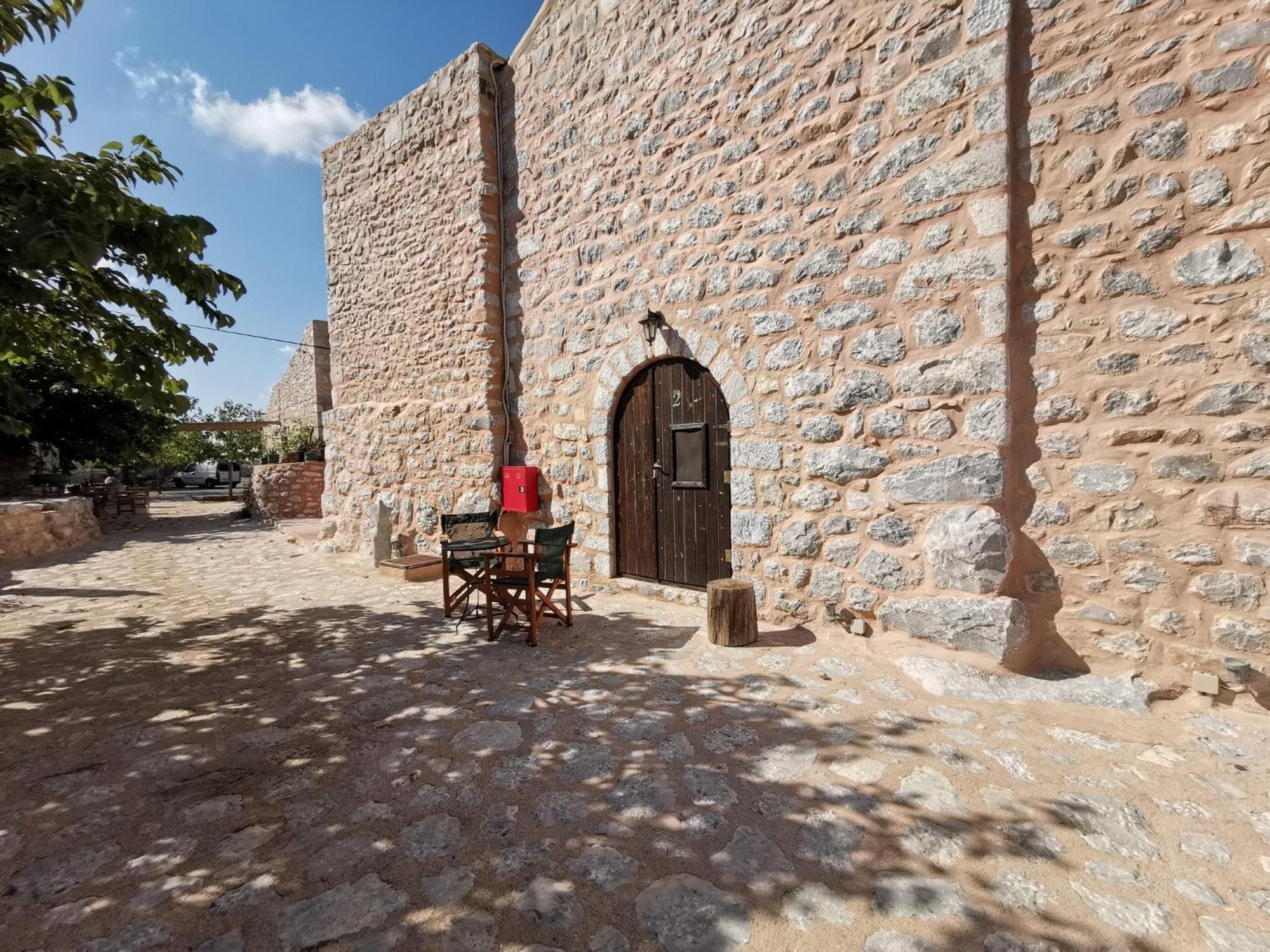 Guesthouse Toxotis Pyrgos Dirou Luaran gambar